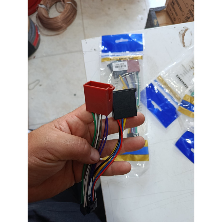 سوکت کنوود قدیم ایزو دار
