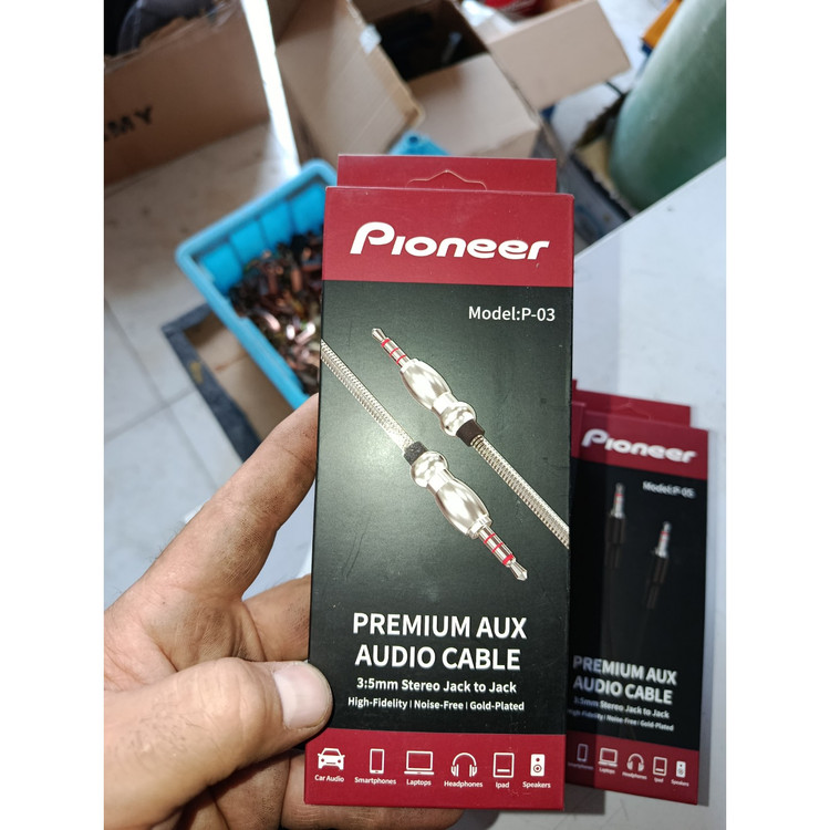 Aux برند پایونیر سه خط