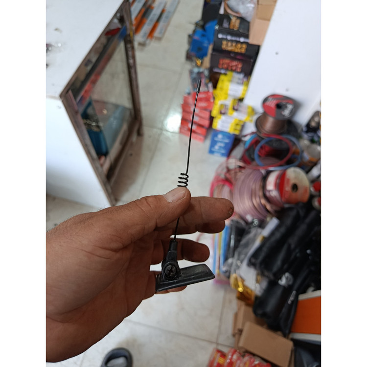 آنتن در باک فنری