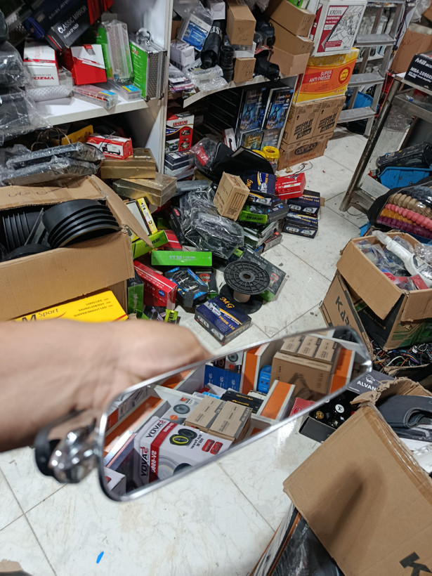 آینه یزدی طرح کلاسیک با پایه بلند استیل کامل قابل تنظیم وتاشو