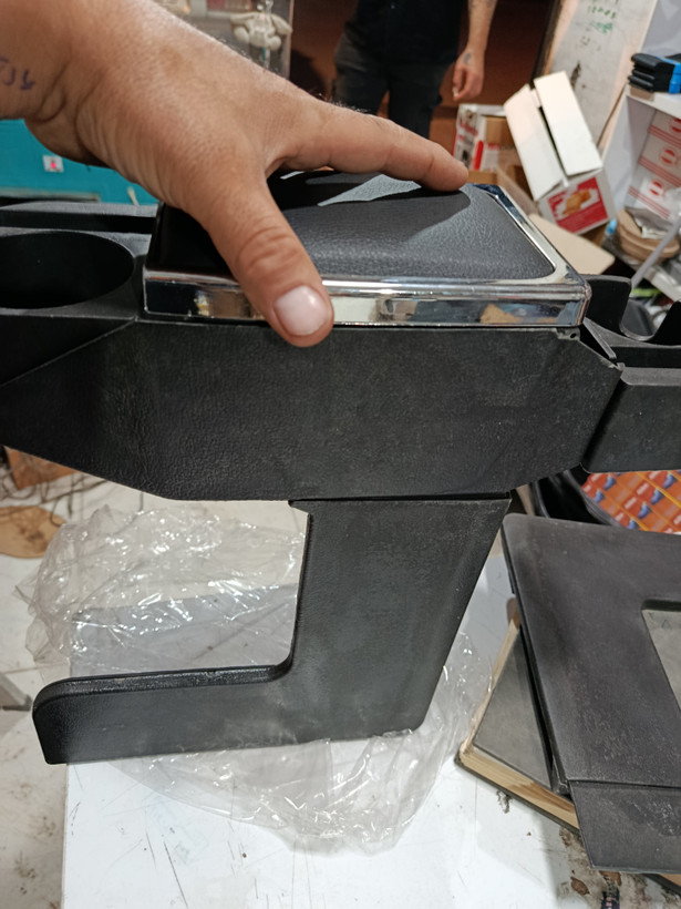 کنسول پلاستیکی دو لیوان در تاشو پرایدی
