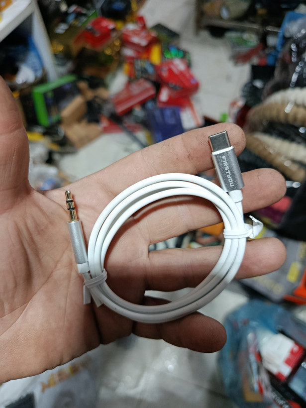 تایپ سی به ای یو ایکس برند فرست